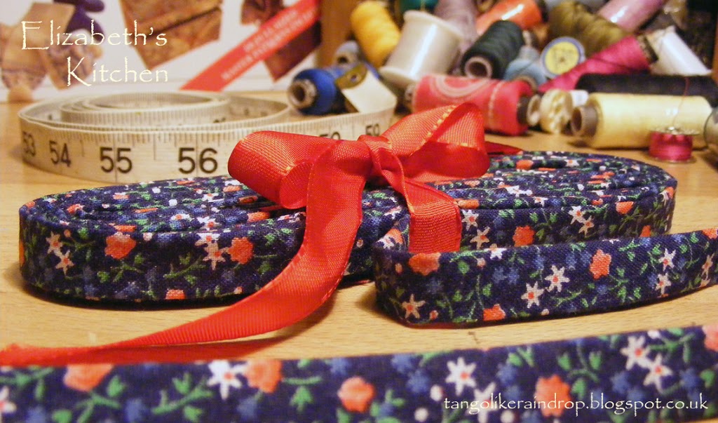 How to Make Straight Grain Binding Elizabeth's Kitchen Diary