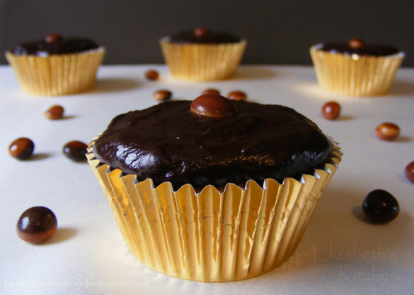 chocolate-topped-cupcakes