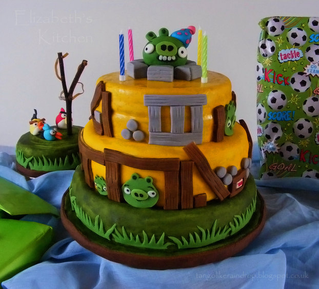 angry-birds-birthday-cake
