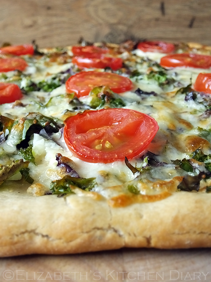 Garlic and Kale Pizza