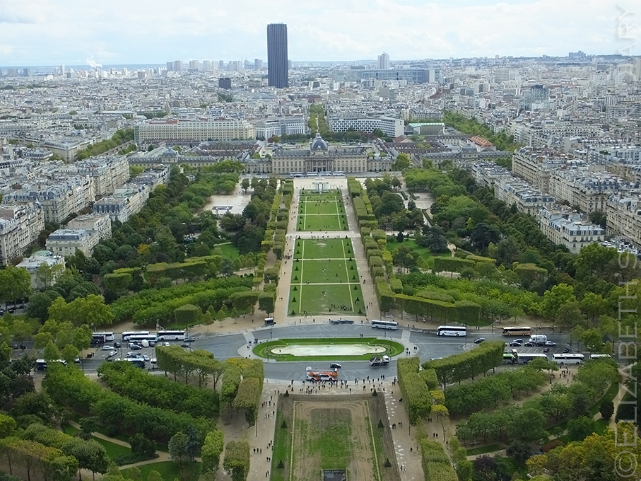 Eiffel Tower Park Gardens