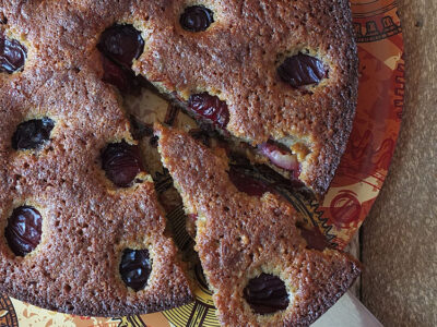 Hungarian Plum Cake Recipe with Almonds