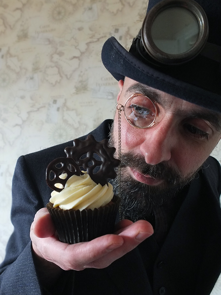 Dark Chocolate & Bourbon Vanilla Steampunk Cupcakes