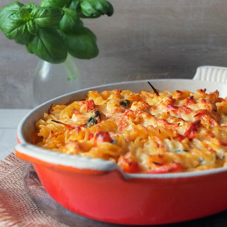 Creamy Chicken Pasta Bake