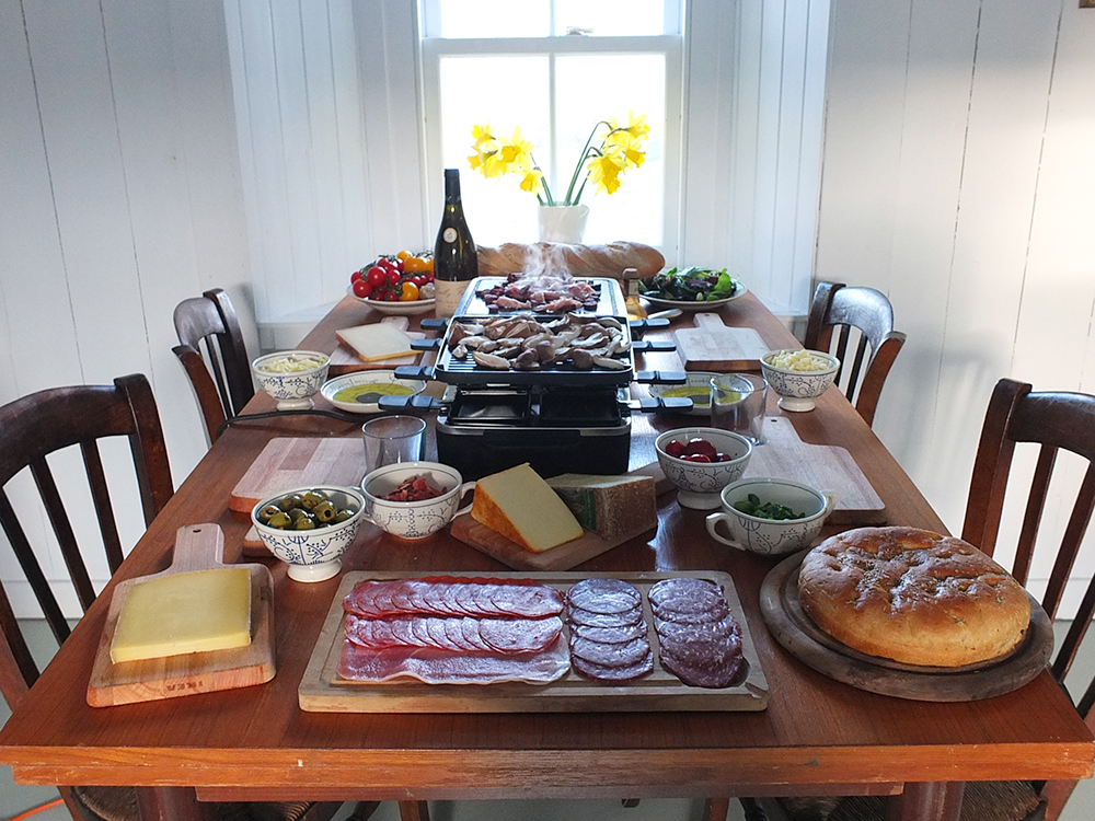 Deconstructed Pizza: A Raclette Party