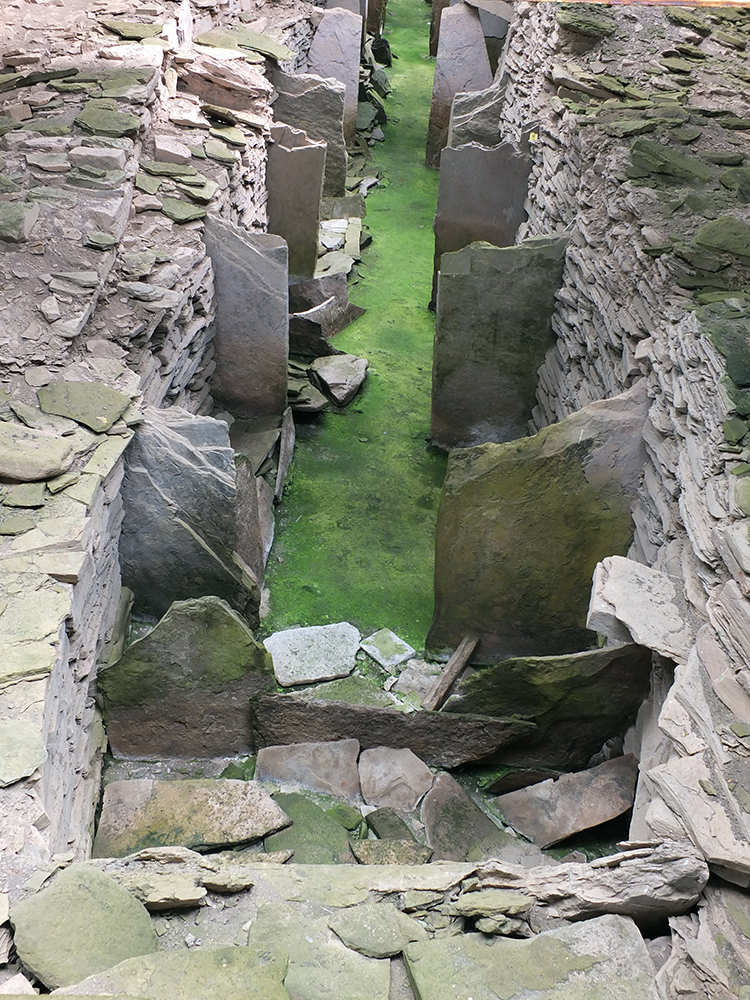 MidHowe Cairn and Broch, Orkney Islands