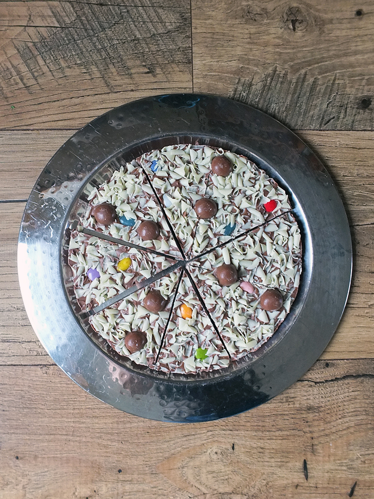 The Gourmet Chocolate Pizza Co - review and giveaway