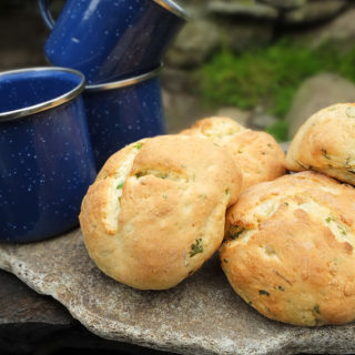 Herbed Potato Picnic Bannocks