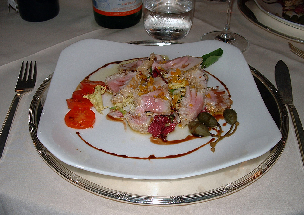 Sardinia - Seared Tuna for lunch