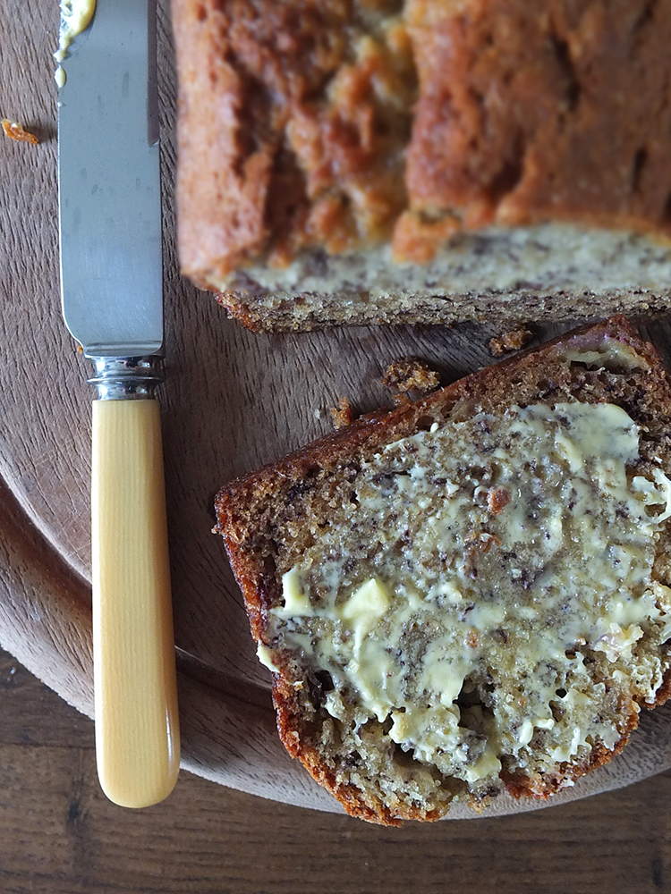 Elizabeth's Classic Banana Bread Recipe | Elizabeth's Kitchen Diary