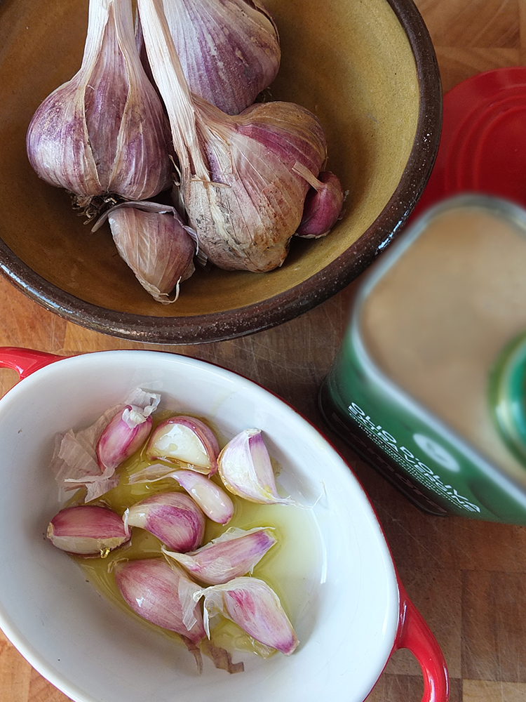 Roasting Garlic in Olive Oil