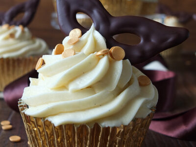 Chocolate Fudge Masquerade Cupcakes with a Bourbon Vanilla Buttercream