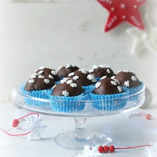 Coconut Mint Christmas Chocolates