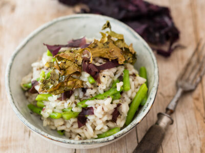 Algen-Risotto mit grünem Spargel (vegan)