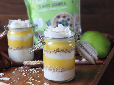 Coconut and Mango Breakfast Parfait/Overnight Oats