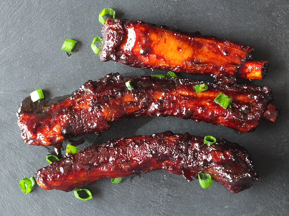 Close up photo of sticky Easy Peking Spare Ribs.
