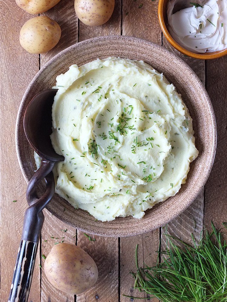 Cream Cheese and Chive Mashed Potatoes 