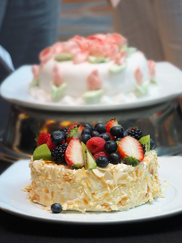 How to Decorate a Perfect Cake Celebrity Equinox Cruise