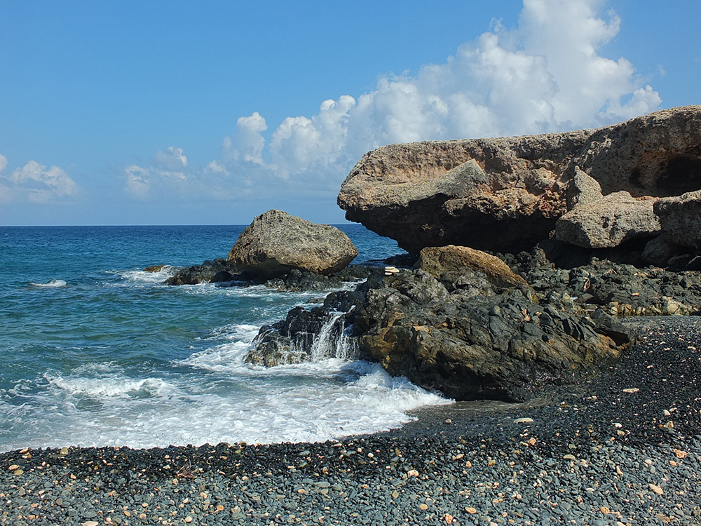 ABC Jeep Tour Aruba Black Stone Beach