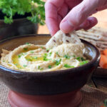 Creamy Roasted Garlic Hummus