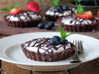 No Bake Chocolate Nut Tarts with Icelandic Skyr