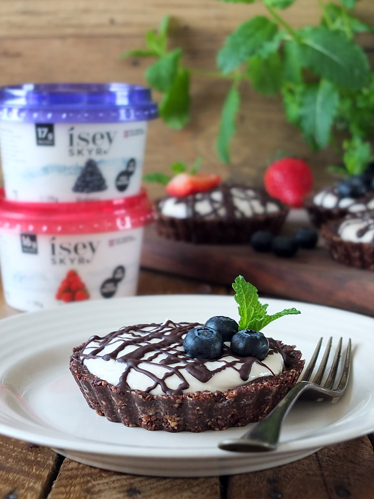 No Bake Chocolate Nut Tarts with Icelandic Skyr 