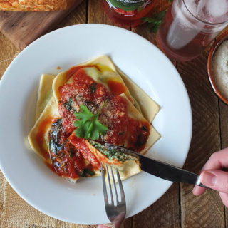 Spinach and Ricotta Ravioli with Tomato Sauce