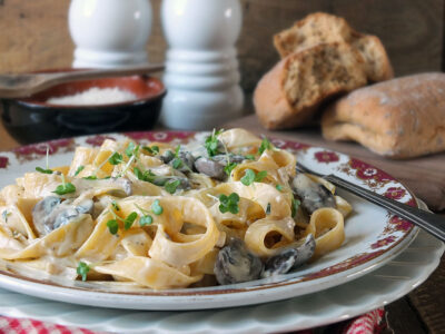 Gluten Free Tagliatelle with a Creamy Mushroom, White Wine & Thyme Sauce