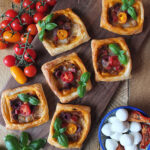 Sun-dried Tomato Pesto & Mozzarella Tarts are a perfect midweek/school day dinner. #pesto #puffpastry