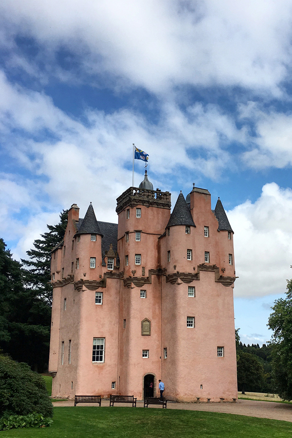 Craigievar Castle - Scotland's Pink Fairytale Castle #castle #scotland #pink #scottishcastle #scottishcastles #castles