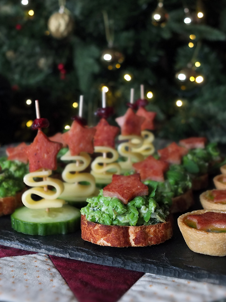 Christmas SPAM canapes - Sizzling SPAM® Star Crostini