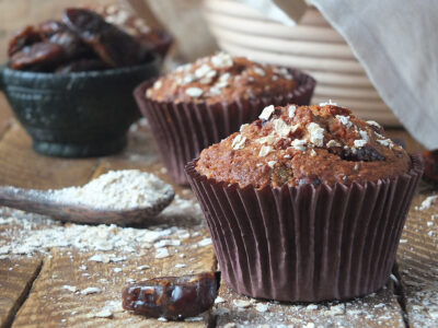 Date and oat muffins are super easy to make, and they taste absolutely fantastic! If you're a fan of sticky toffee pudding or date squares you'll love these breakfast muffins made with rolled oats, buttermilk and chopped dates. #breakfast #muffins #oatmuffins