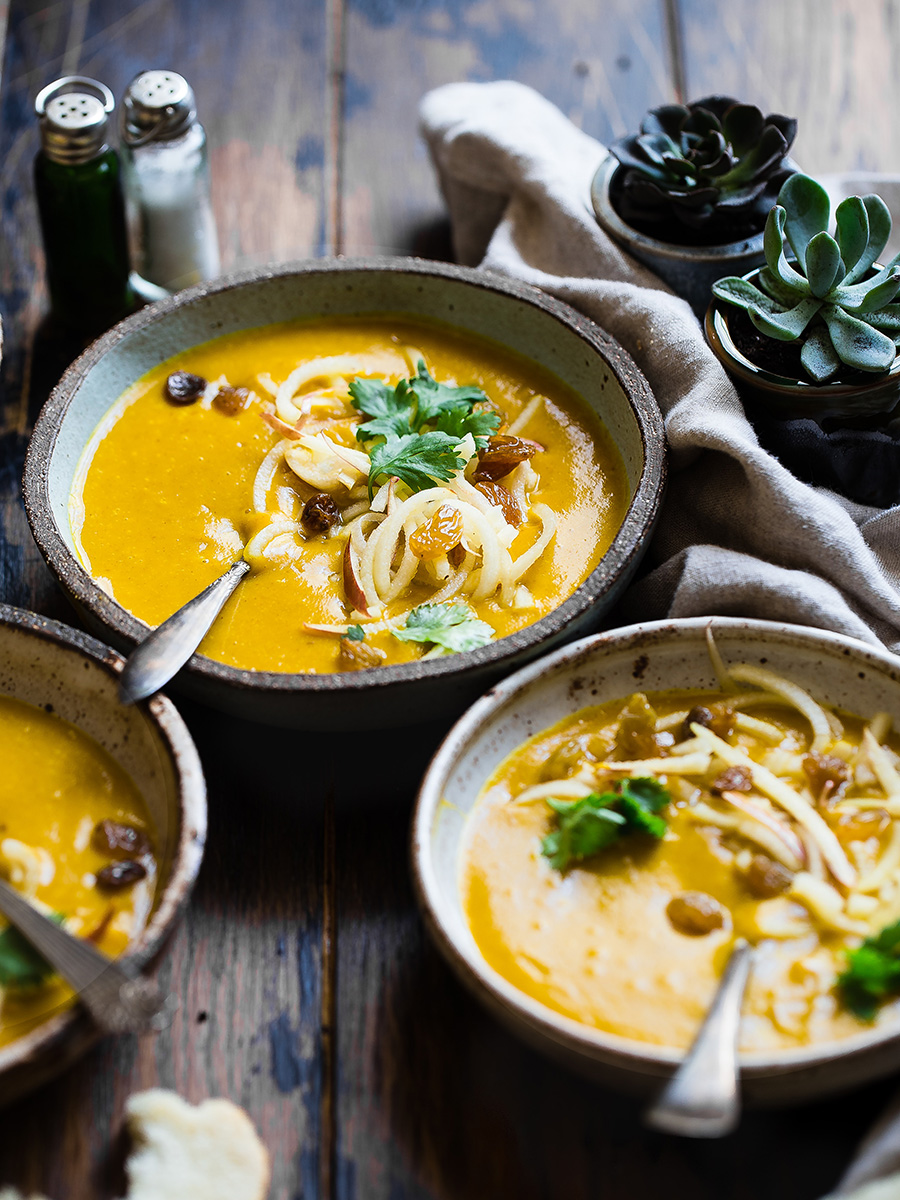 https://www.elizabethskitchendiary.co.uk/wp-content/uploads/2020/02/Soup-by-Taylor-Kiser-Unsplash.jpg