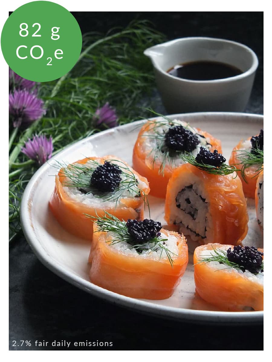 Image of smoked salmon sushi with carbon label.