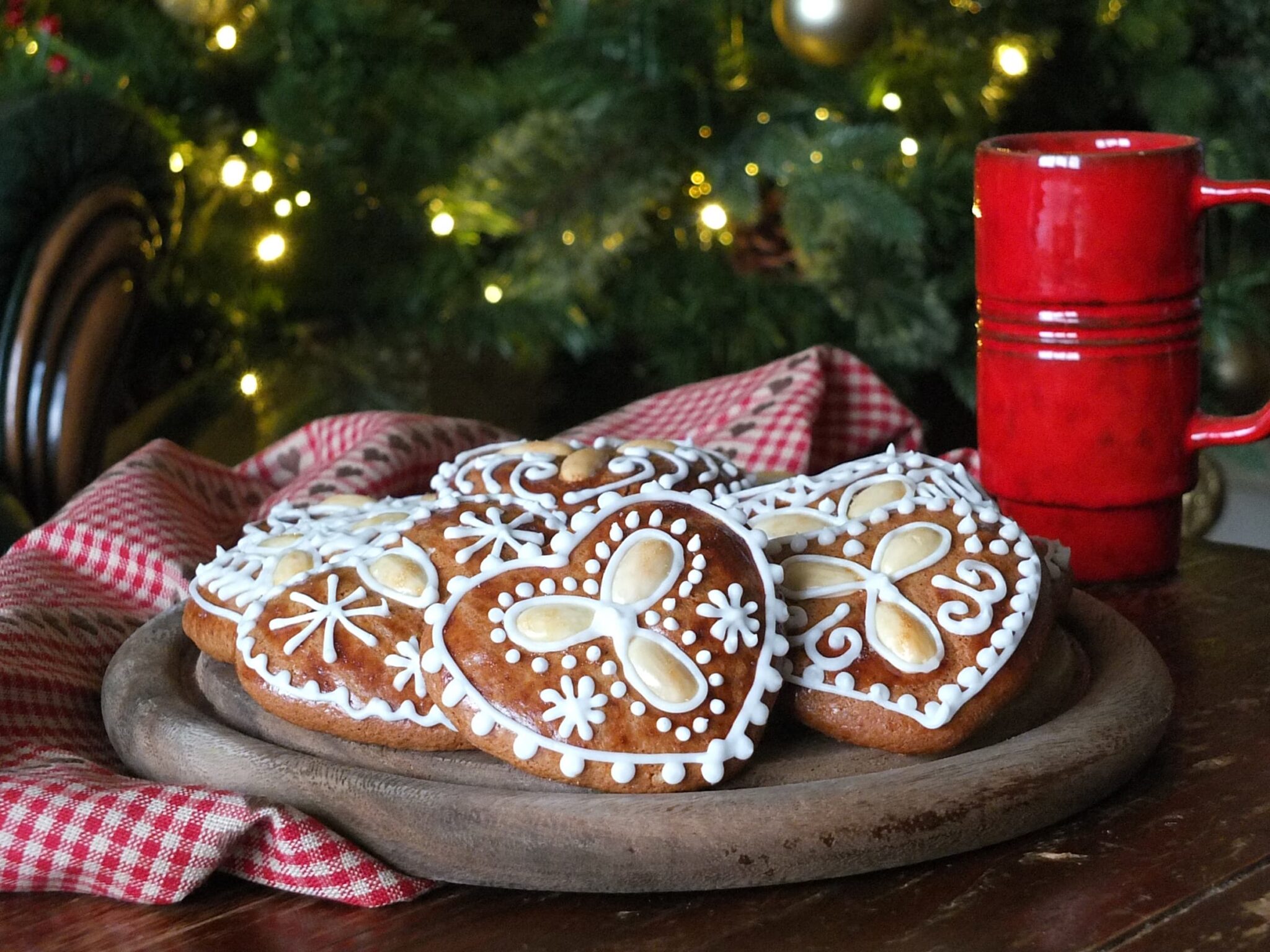 Medovníky: a Slovak Spiced Honey Cookie Recipe - Elizabeth's Kitchen Diary