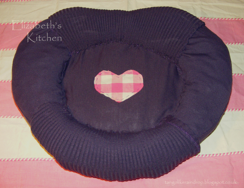 Upcycled Sweater Cat Bed Elizabeth's Kitchen Diary
