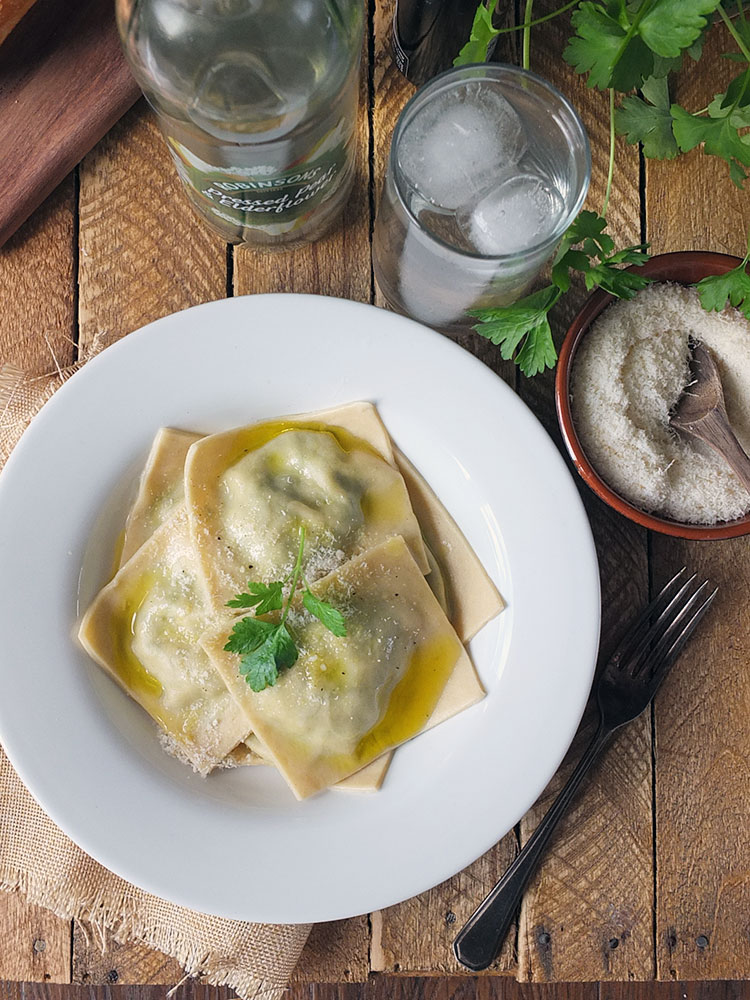 Homemade Spinach and Ricotta Ravioli Recipe Elizabeth's Kitchen Diary