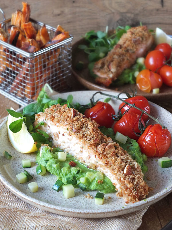 Baked nut-crusted salmon with pea puree & crispy sweet potato fries Baked nut-crusted salmon with pea puree & crispy sweet potato fries