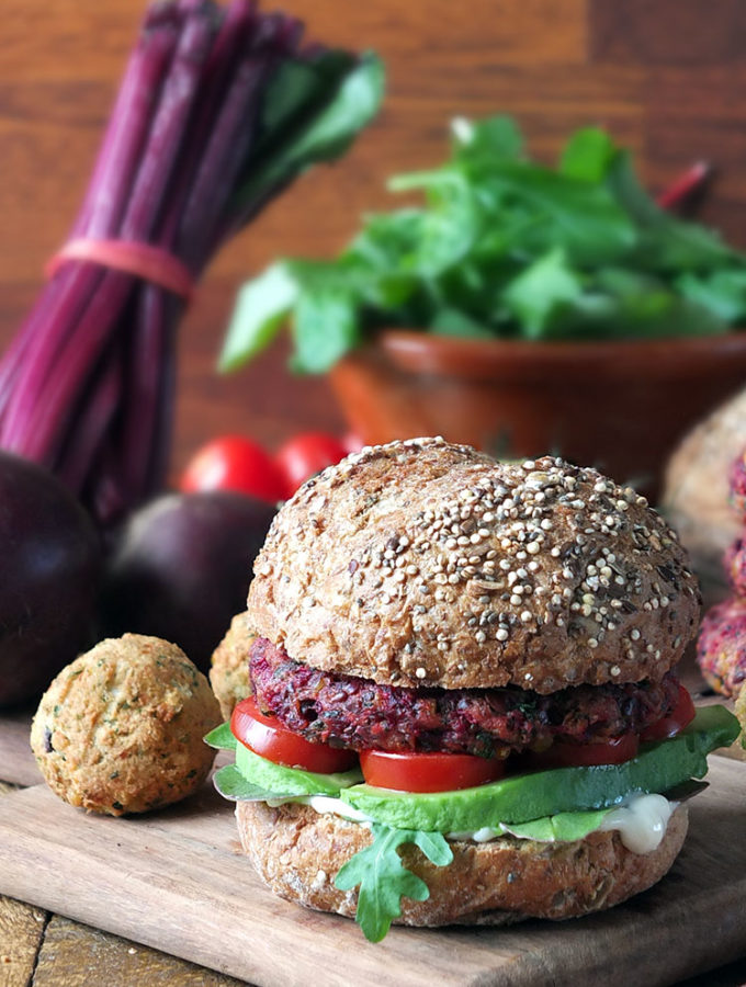 6-Ingredient Vegan Beetroot Falafel Burgers