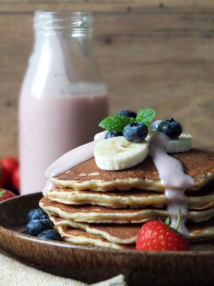 Easy Oatmeal Pancakes with YogurtMaple Syrup Elizabeth's Kitchen Diary
